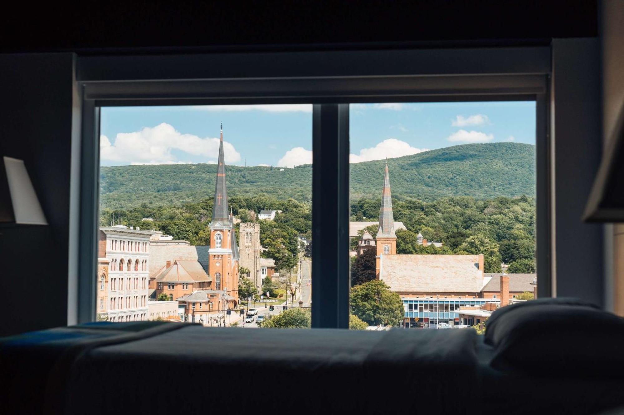 Hotel Downstreet, Ascend Hotel Collection North Adams Eksteriør bilde